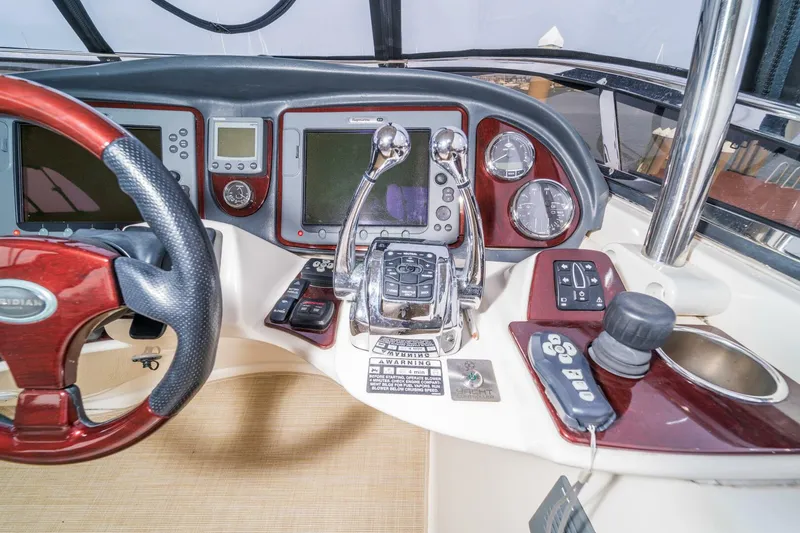 Slide: The Image of Meridian 441 Sedan 2009 - 5565469