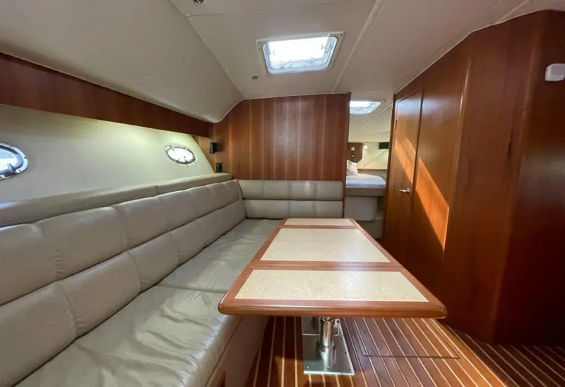 Slide: The Image of 2000 Tiara 41 Open - 5685634