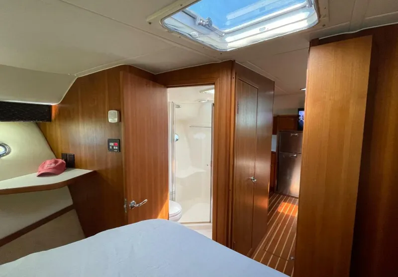 Slide: The Image of 2000 Tiara 41 Open - 5687674