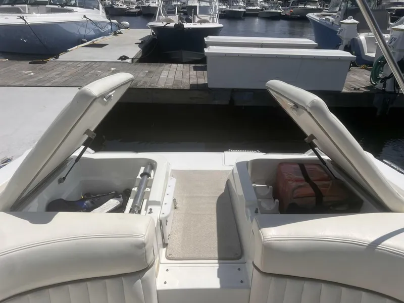 Slide: The Image of Engine Hatch Stroage Lockers - 5568381