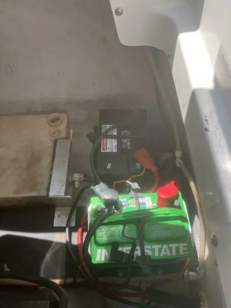 Slide: The Image of Batteries - 5568350