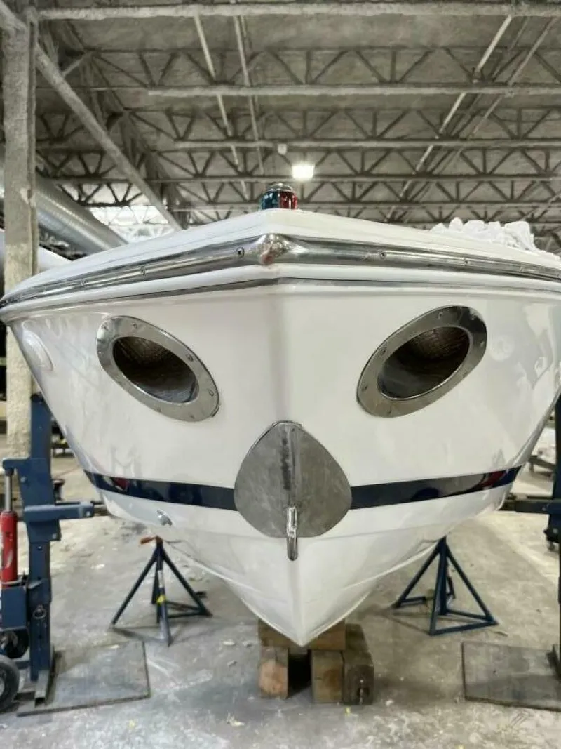 Slide: The Image of Bow View Indoors - 5568357