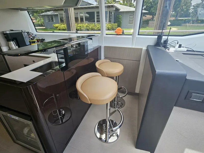 Slide: The Image of Azimut 66 2022 - 5565899