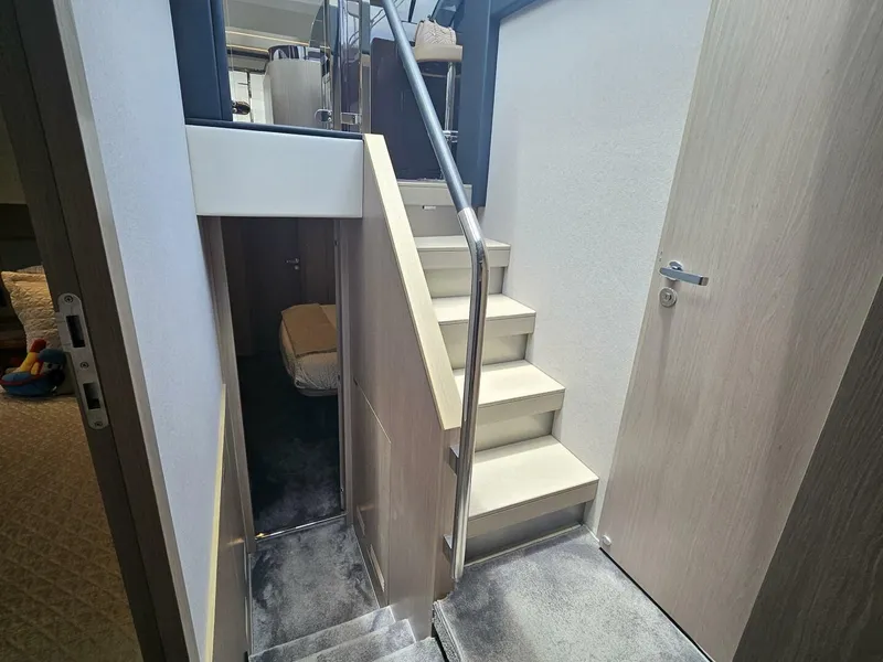 Slide: The Image of Azimut 66 2022 - 5565919