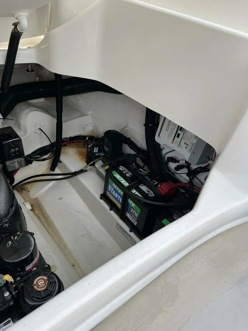 Slide: The Image of Sea Ray 27SLX 2011 - 5566199