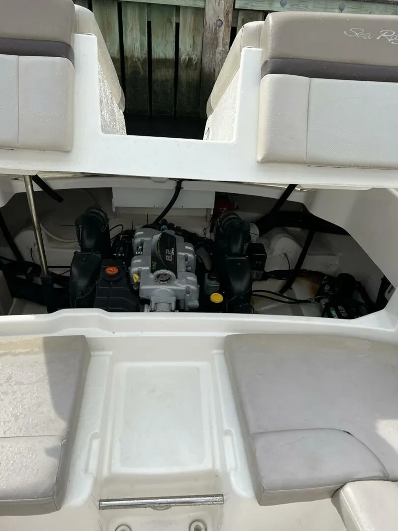 Slide: The Image of Sea Ray 27SLX 2011 - 5566201