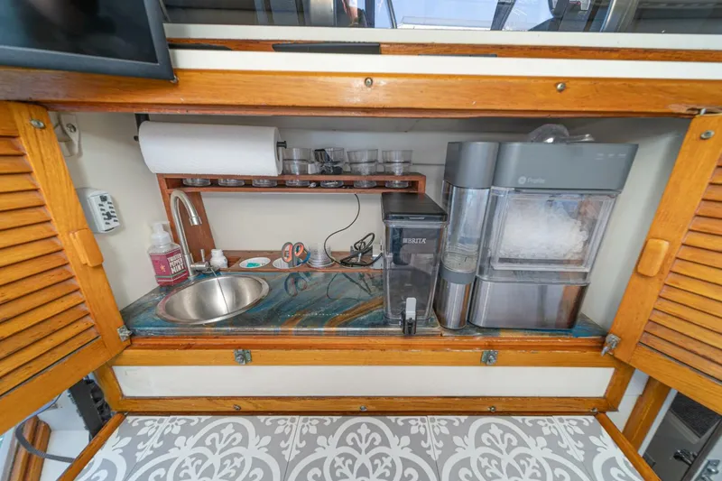 Slide: The Image of wet bar - 5566506