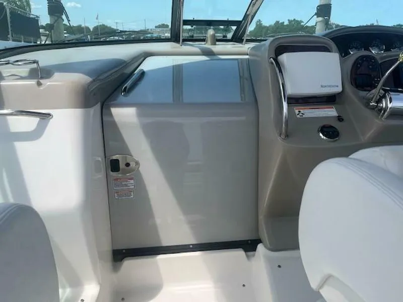 Slide: The Image of Sea Ray 34 Sportsman 2006 - 5566548