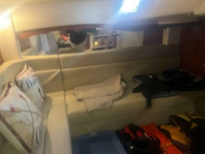 Slide: The Image of Sea Ray 34 Sportsman 2006 - 5566561