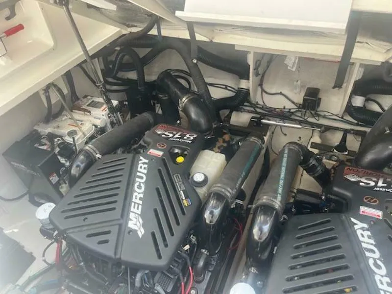 Slide: The Image of Sea Ray 34 Sportsman 2006 - 5566572