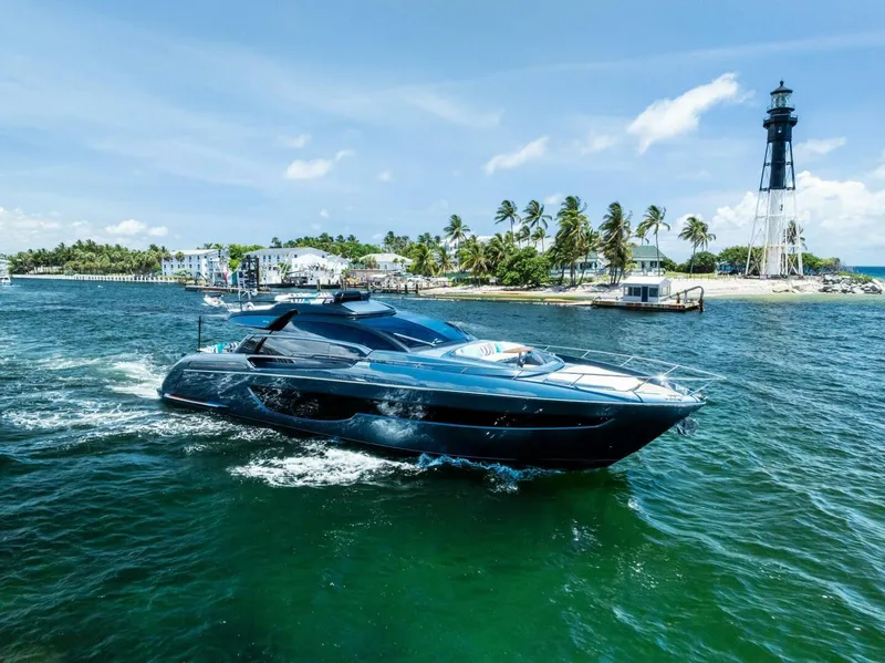 Slide: The Image of Riva Perseo Super 2024 - 5567065