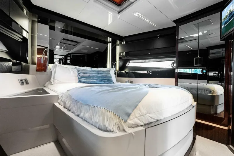 Slide: The Image of Riva Perseo Super 2024 - 5567128