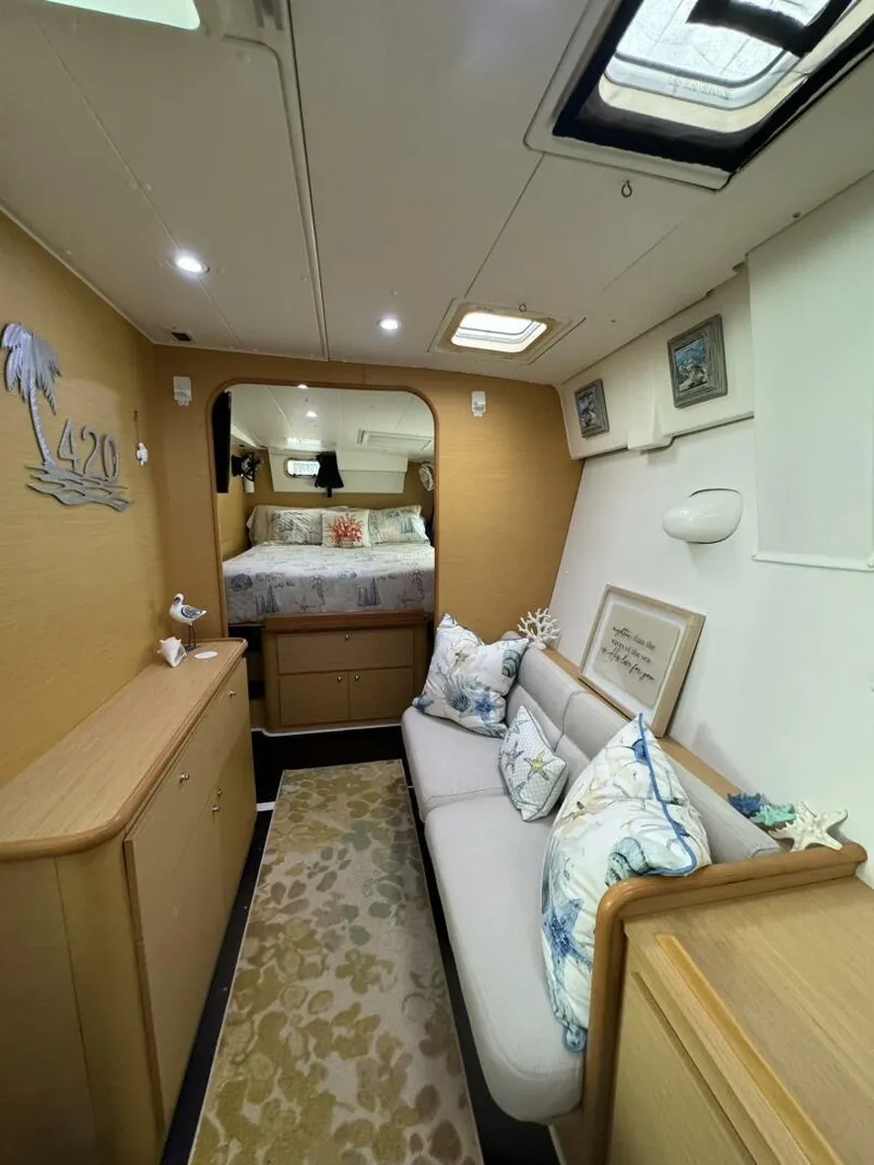 Slide: The Image of Lagoon 420 2008 - 5567316