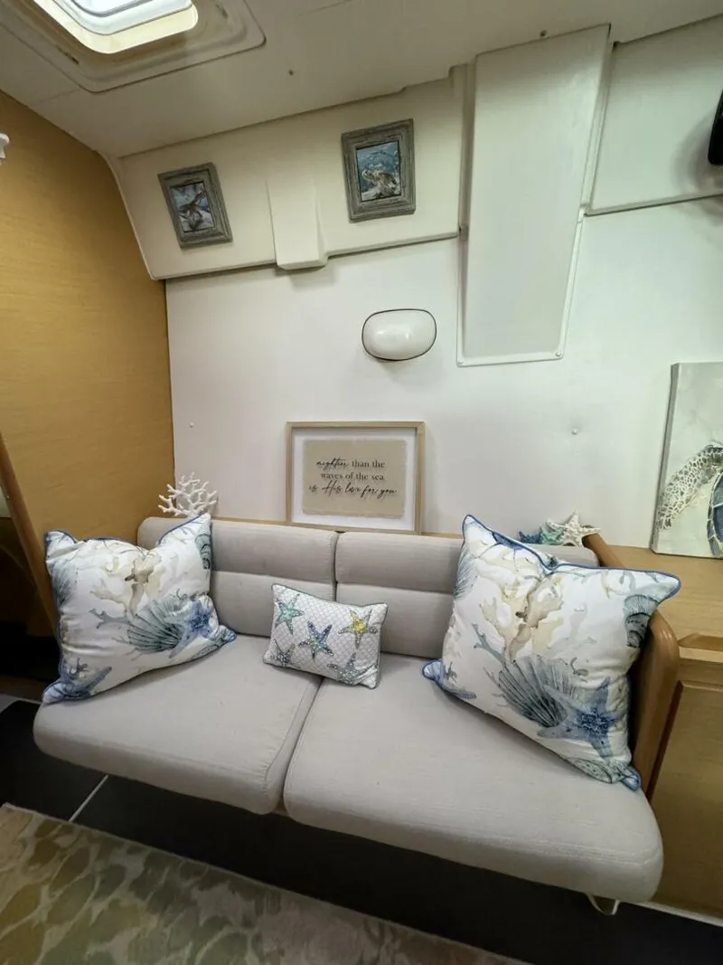 Slide: The Image of Lagoon 420 2008 - 5567315