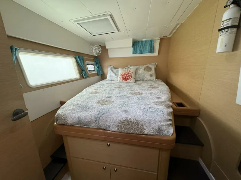 Slide: The Image of 2nd Cabin - 5567326