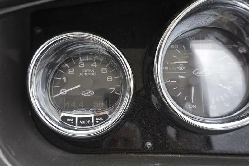 Slide: The Image of Sea Ray 310 Sundancer 2010 - 5568465