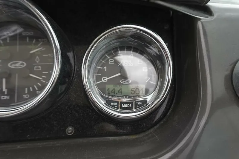 Slide: The Image of Sea Ray 310 Sundancer 2010 - 5568466