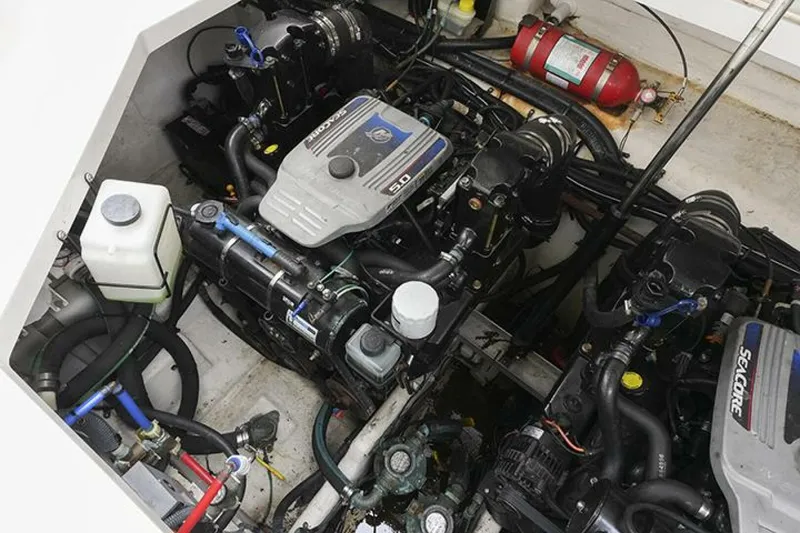 Slide: The Image of Sea Ray 310 Sundancer 2010 - 5568481