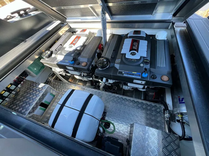 Slide: The Image of G-Force G Force 10 2024 - 5568566