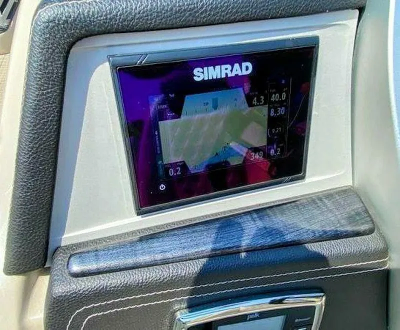 Slide: The Image of Harris 250 Grand Mariner Single Lounging Double Tritoon 2018 - 5568694