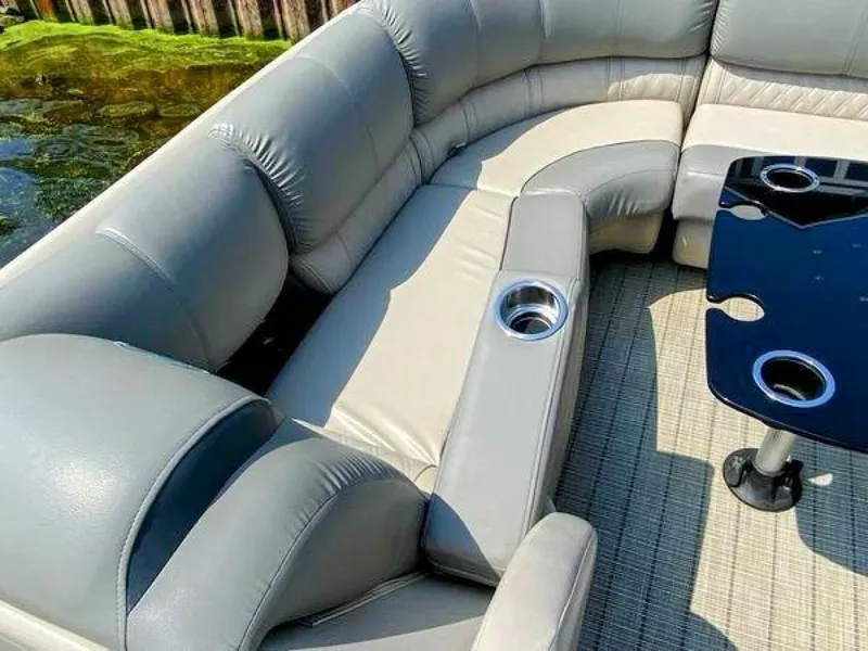 Slide: The Image of Harris 250 Grand Mariner Single Lounging Double Tritoon 2018 - 5568676