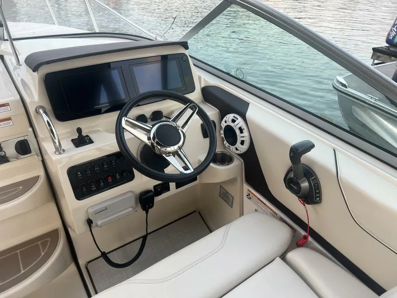 Slide: The Image of Regal 26 Express 2024 - 5568861