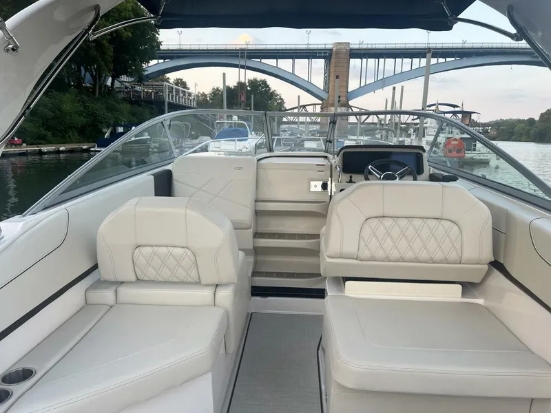 Slide: The Image of Regal 26 Express 2024 - 5568873