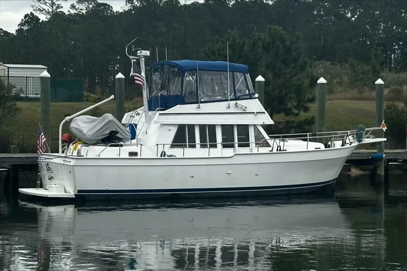 Slide: The Image of Mainship 430 Trawler 2002 - 5568926