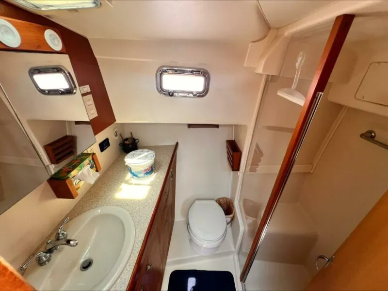 Slide: The Image of Mainship 430 Trawler 2002 - 5568948