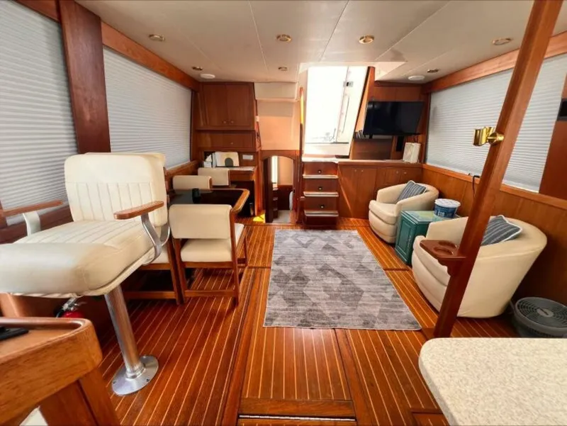 Slide: The Image of Mainship 430 Trawler 2002 - 5568931