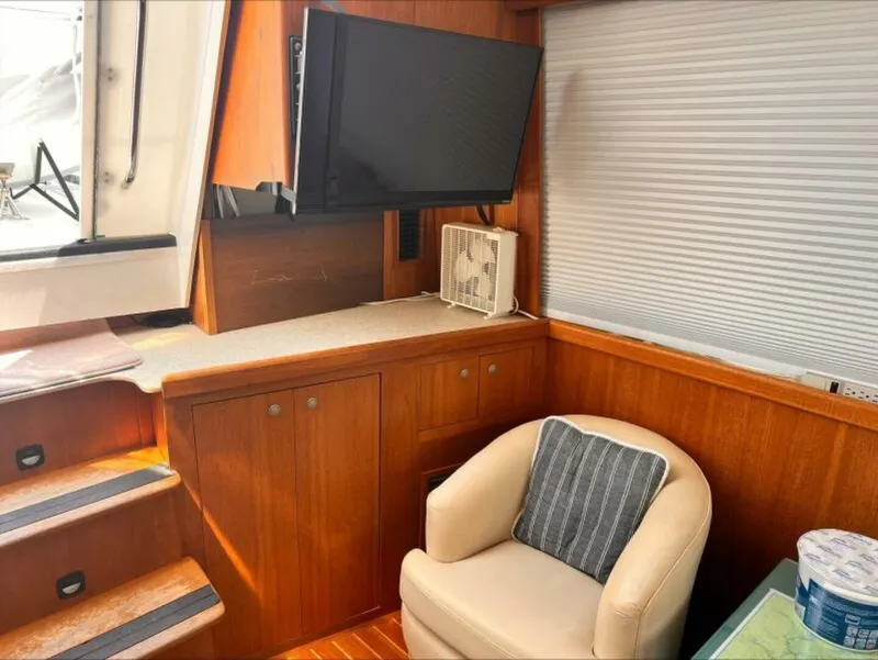 Slide: The Image of Mainship 430 Trawler 2002 - 5568935