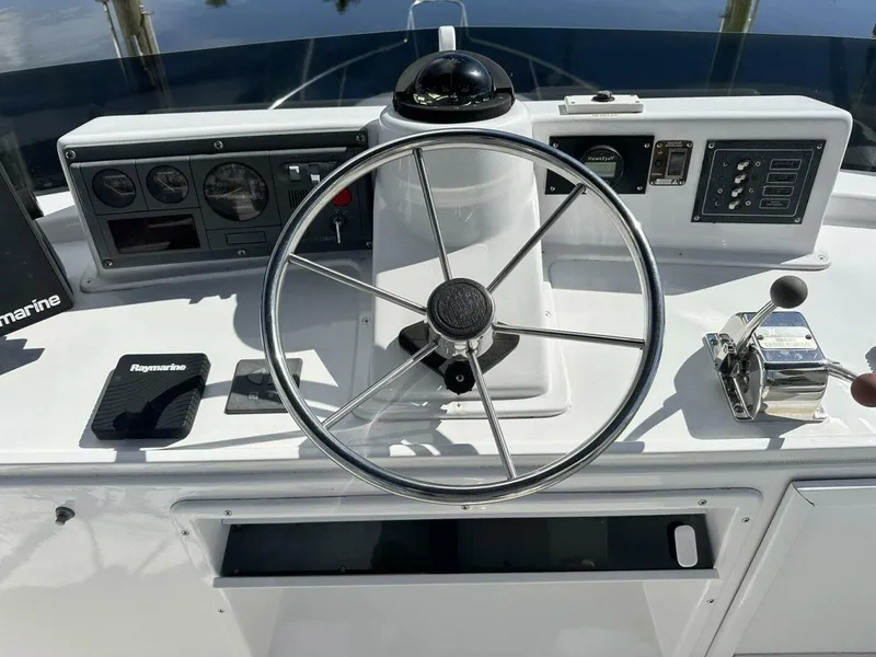 Slide: The Image of Nauset 36 Trawler 1989 - 5569214