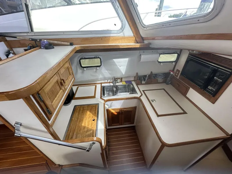 Slide: The Image of Nauset 36 Trawler 1989 - 5569207