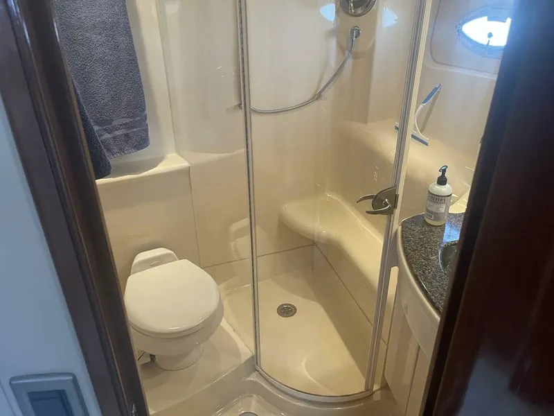 Slide: The Image of Meridian 411 Sedan 2006 - 5569924