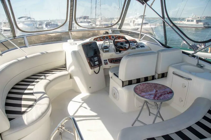 Slide: The Image of Meridian 411 Sedan 2006 - 5569954