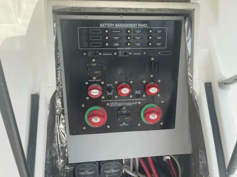 Slide: The Image of Meridian 411 Sedan 2006 - 5569969