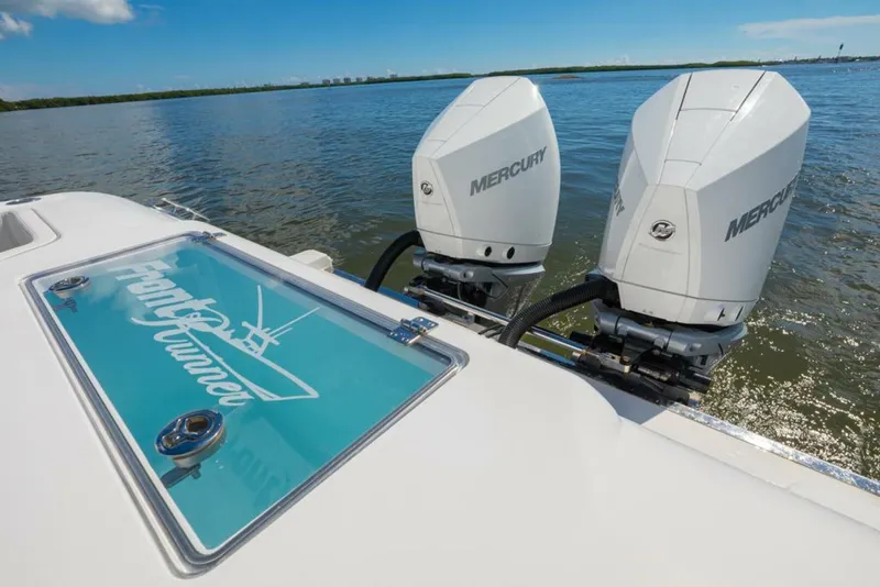 Slide: The Image of Front Runner 33 2023 - 5569522