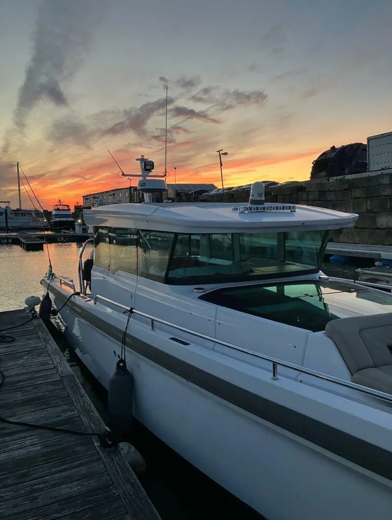 Slide: The Image of Axopar 37 XC CROSS CABIN 2022 - 5813742