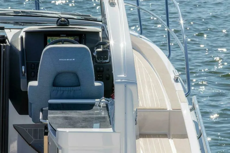 Slide: The Image of Nimbus 305 Drophead 2025 - 5570066