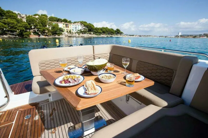 Slide: The Image of Nimbus 305 Drophead 2025 - 5570081