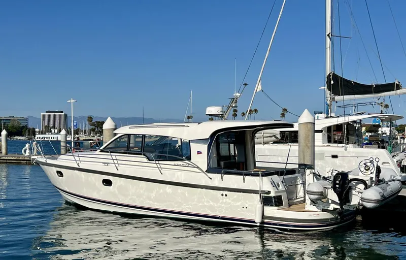 Slide: The Image of Nimbus 365 Coupe 2018 - 5570211