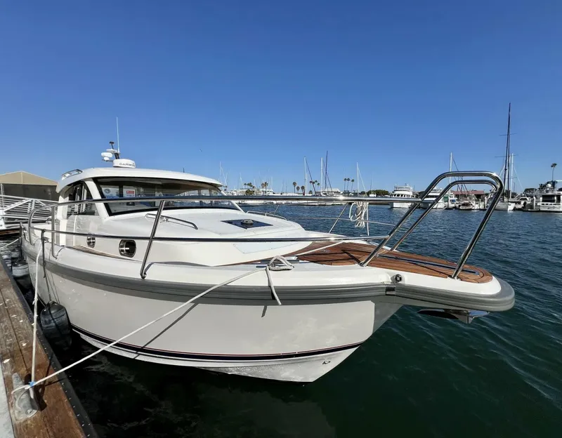 Slide: The Image of Nimbus 365 Coupe 2018 - 5570195