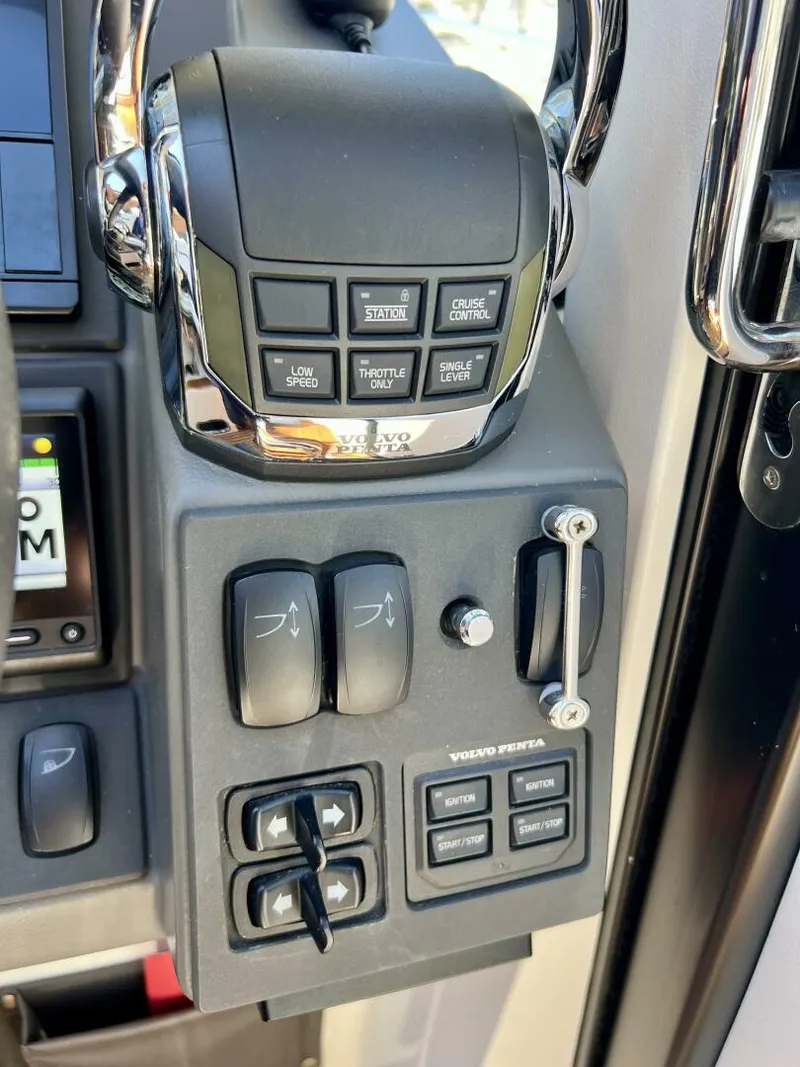 Slide: The Image of Nimbus 365 Coupe 2018 - 5570242