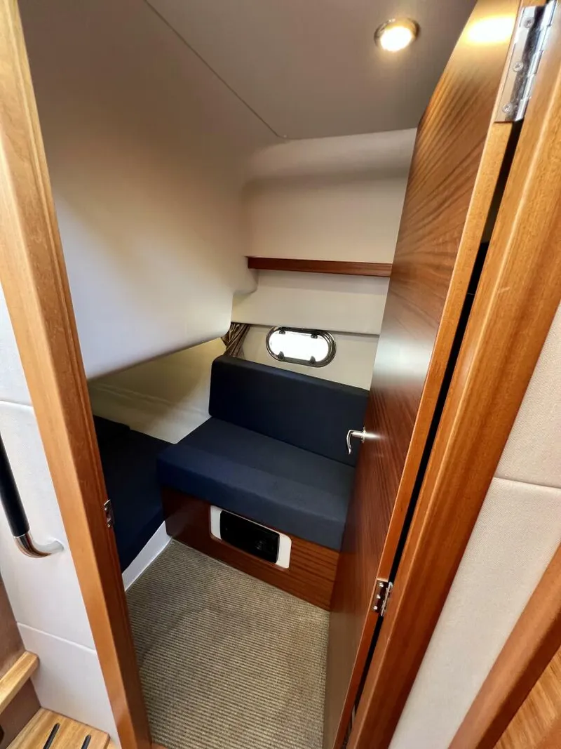 Slide: The Image of Nimbus 365 Coupe 2018 - 5570247