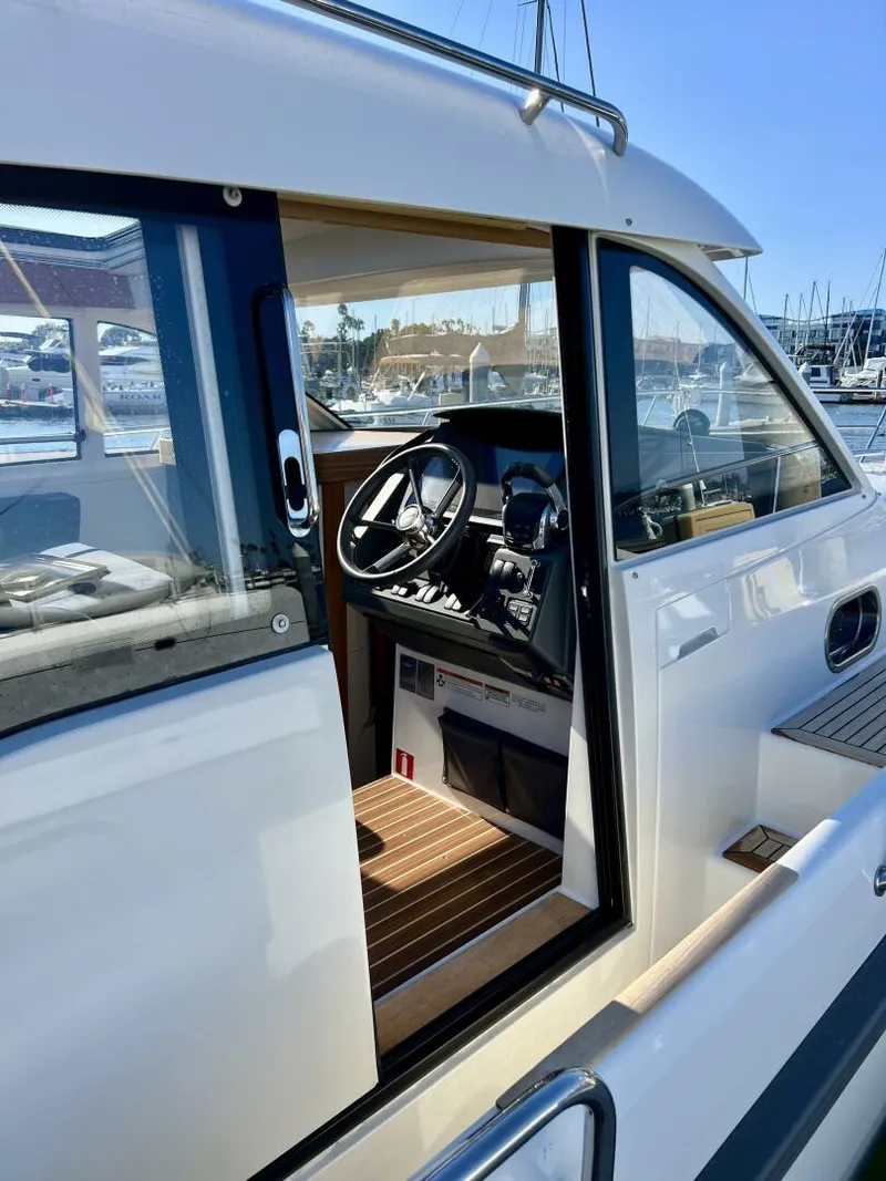 Slide: The Image of Nimbus 365 Coupe 2018 - 5570200