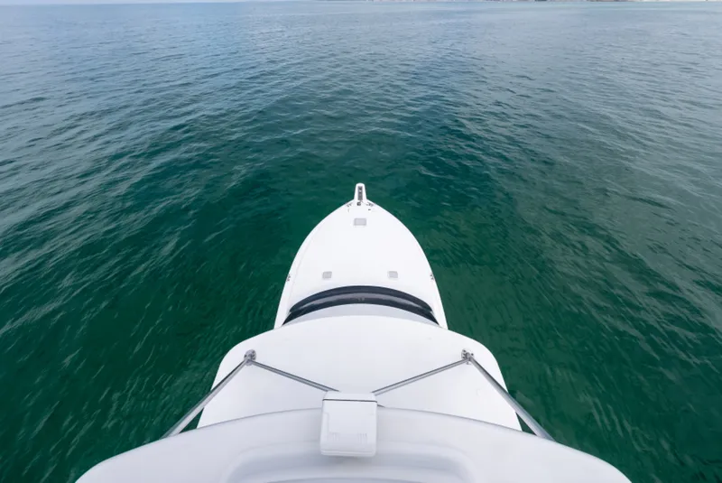 Slide: The Image of 2003 Viking 45 Convertible Big Sky - 5570447