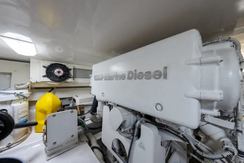 Slide: The Image of 2003 Viking 45 Convertible Big Sky - 5570476