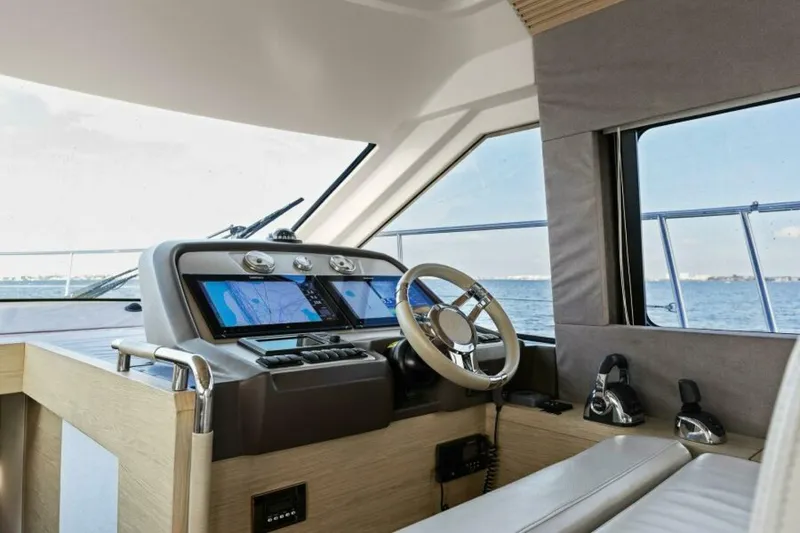 Slide: The Image of 2015 50 Monte Carlo MC5 - Nauti Obsession - 5572300