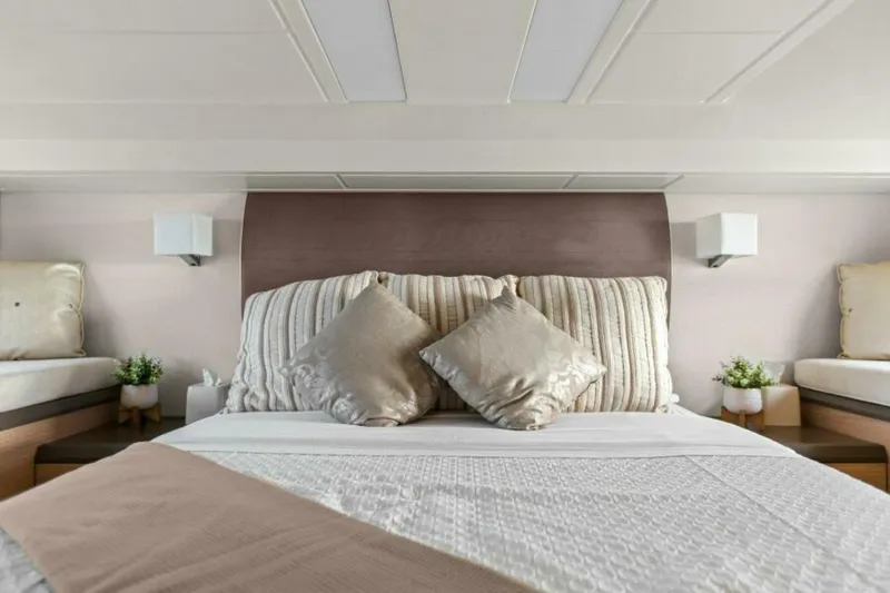 Slide: The Image of 2015 50 Monte Carlo MC5 - Nauti Obsession - 5572281