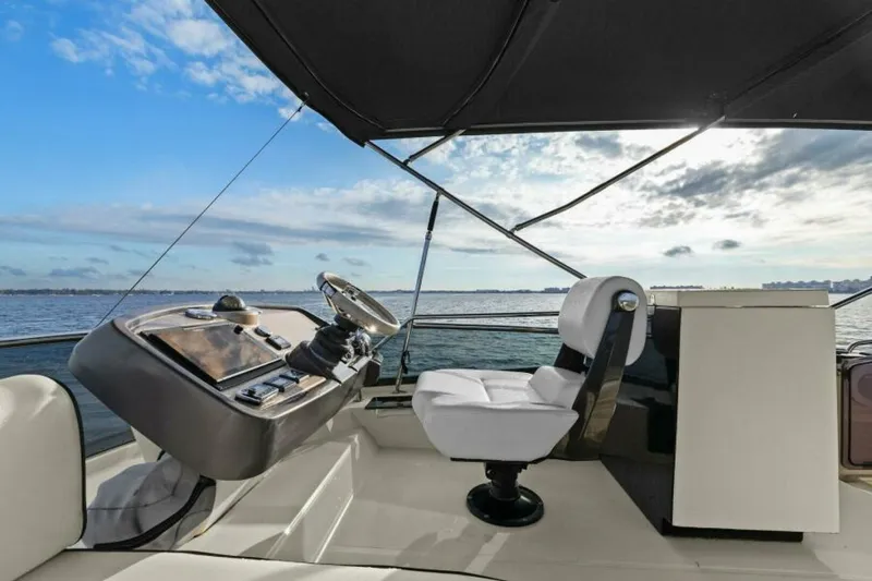 Slide: The Image of 2015 50 Monte Carlo MC5 - Nauti Obsession - 5572334